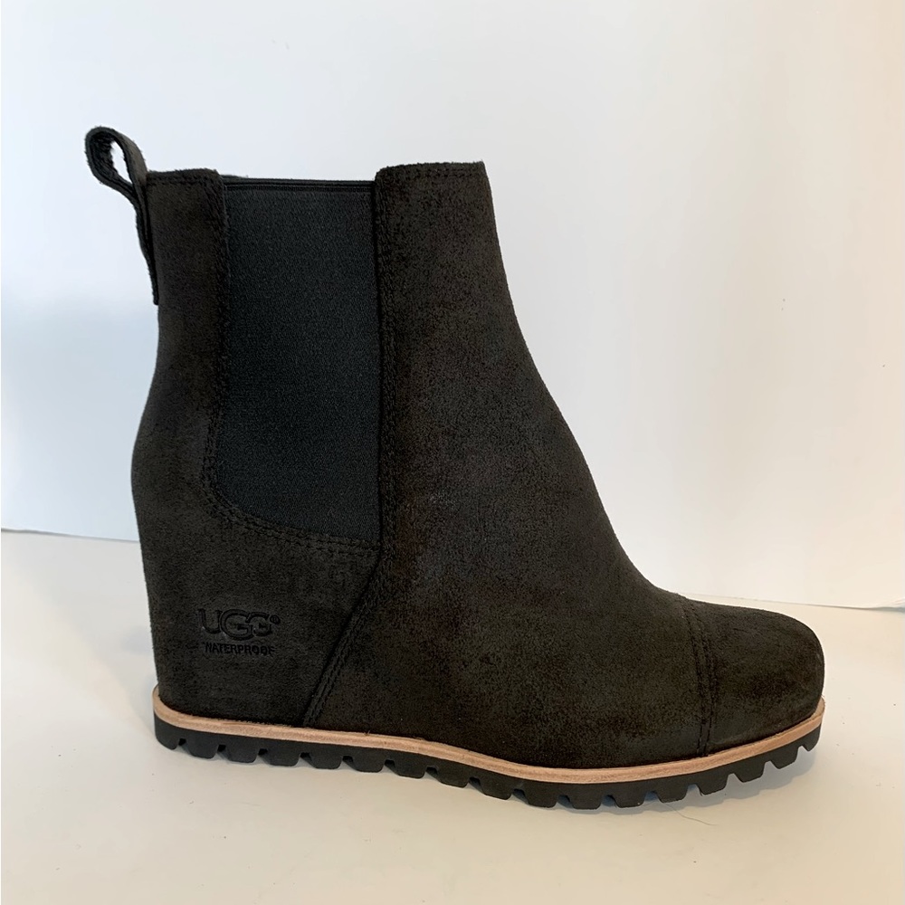 Ugg Pax Chelsea Waterproof Wedge Bootie New